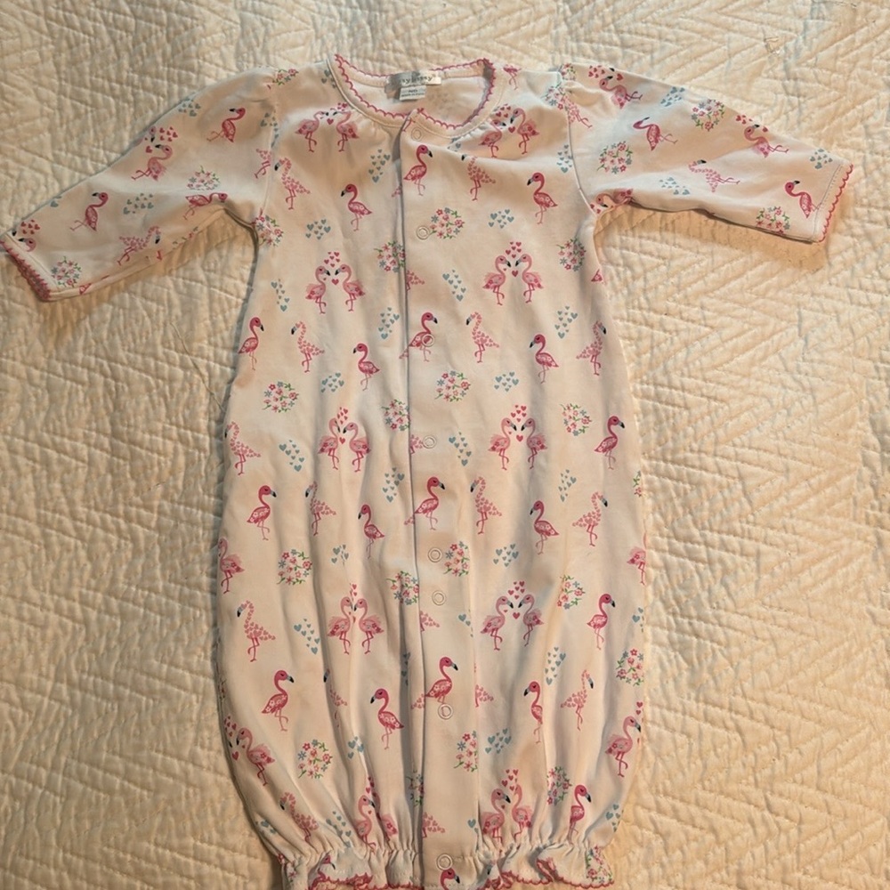 Like super New Kissy Kissy Bundle buttonless gown